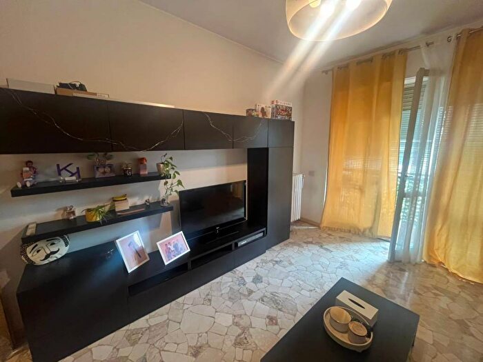 Appartamento bilocale in affitto in Via Edolo, Cascina dei Pomi, Milano