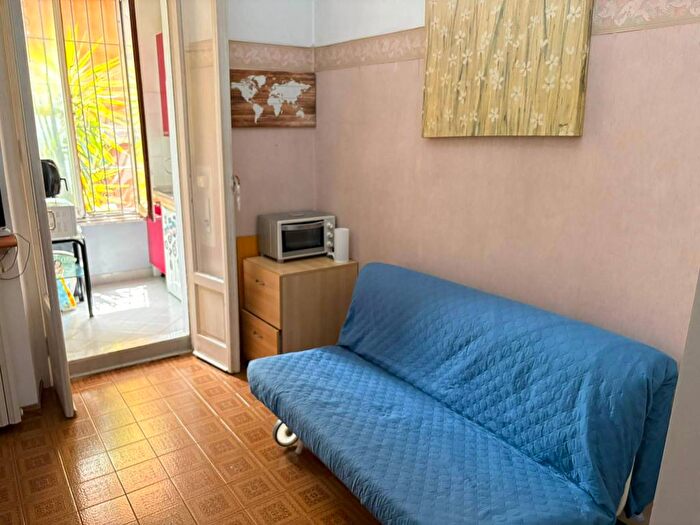 Appartamento monolocale in affitto in Navigli Darsena, Milano