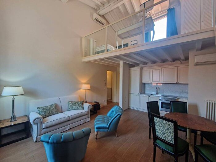 Appartamento bilocale in affitto in Piazza dei Nerli, San Frediano, Firenze