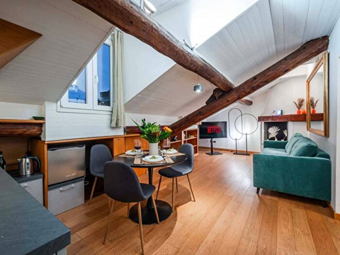 Appartamento trilocale in affitto in Corso Como, Garibaldi Corso Como, Milano