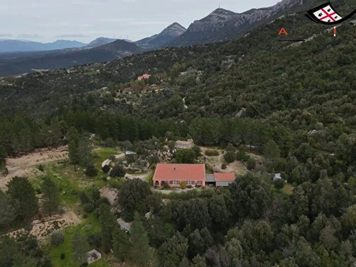 Casa con 5 locali in vendita in Oddoene, Dorgali