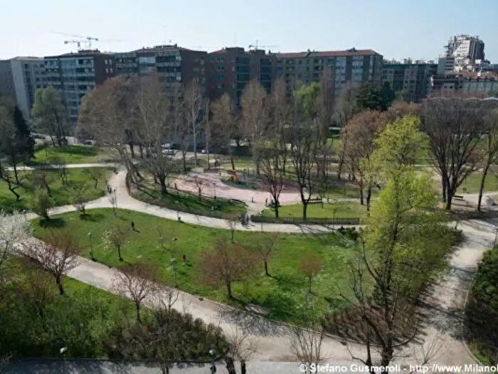 Appartamento con 6 locali in vendita in Milano