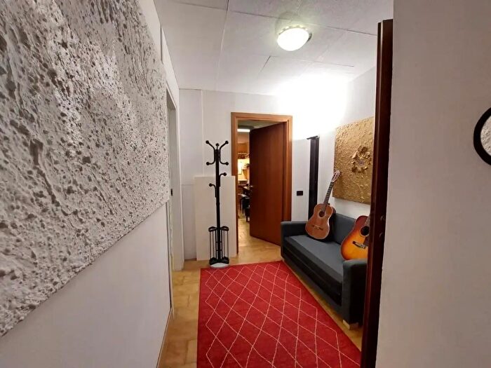 Casa monolocale in affitto in Via Tommaso Grossi, Monza