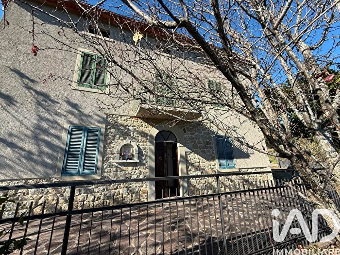 Appartamento con 12 locali in vendita in Localitãnbsp Pievepontenano, Talla