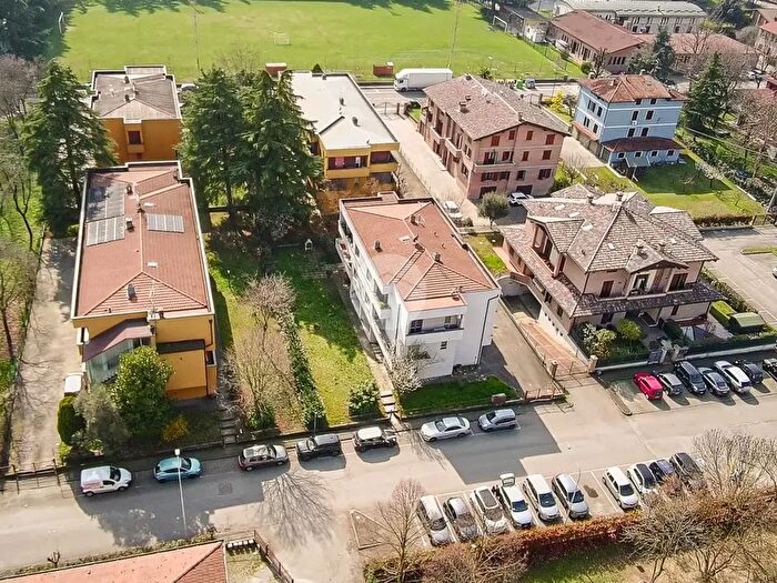 Appartamento trilocale in vendita in Via Loris Malaguzzi, Albinea