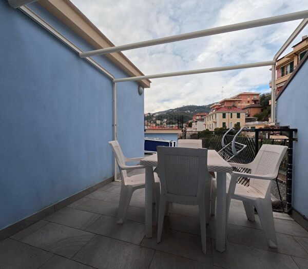 Appartamento quadrilocale in affitto in Via Recagno, Varazze