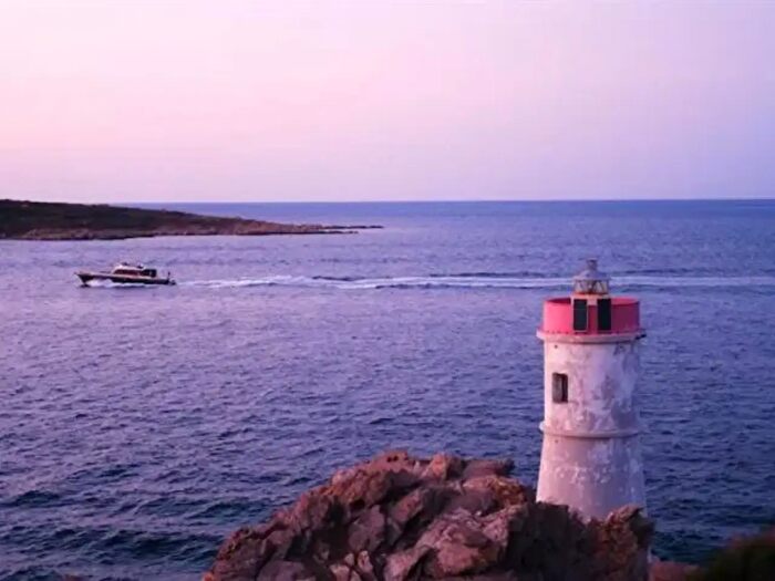 Casa con 6 locali in vendita in Viale Aldo Moro, Arzachena