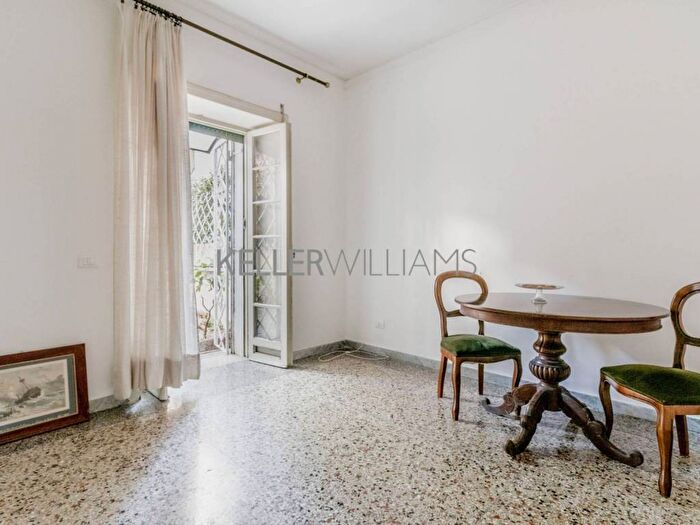 Appartamento bilocale in affitto in Via Eustachio Manfredi, Euclide, Roma