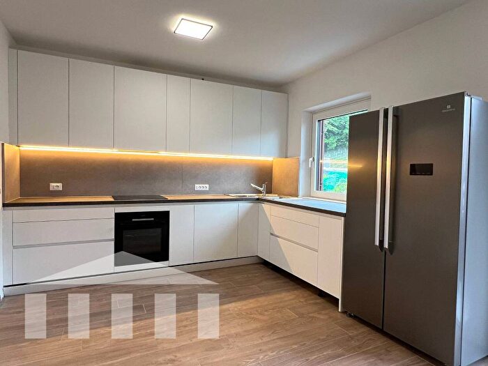 Appartamento con 5 locali in affitto in Via Heiligenberg Nalles BZ Italia, Nalles