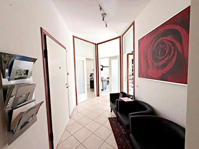 Appartamento con 5 locali in vendita in Viale Cevedale, Riccione