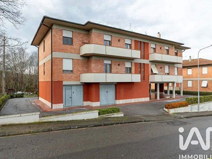 Appartamento con 6 locali in vendita in Via di Casanova, Terricciola