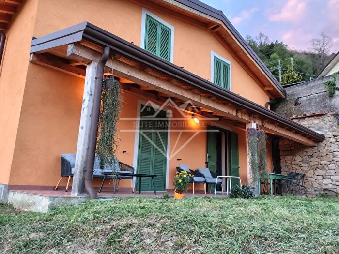 Casa quadrilocale in affitto in Fosdinovo