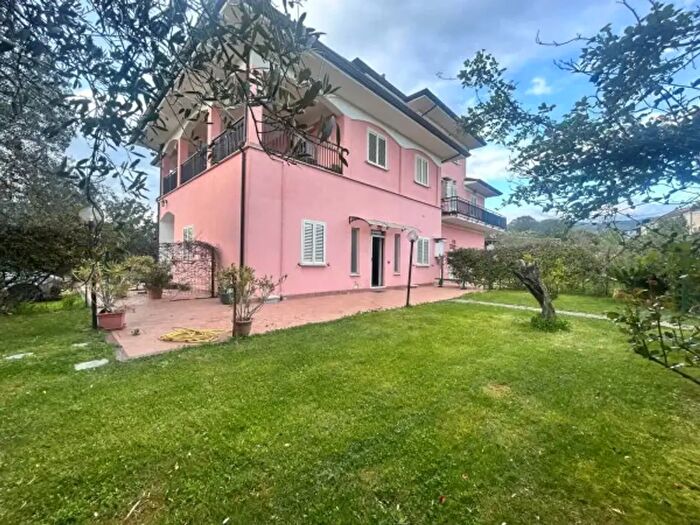 Appartamento trilocale in affitto in Via Bonifica Falasca, Cassino