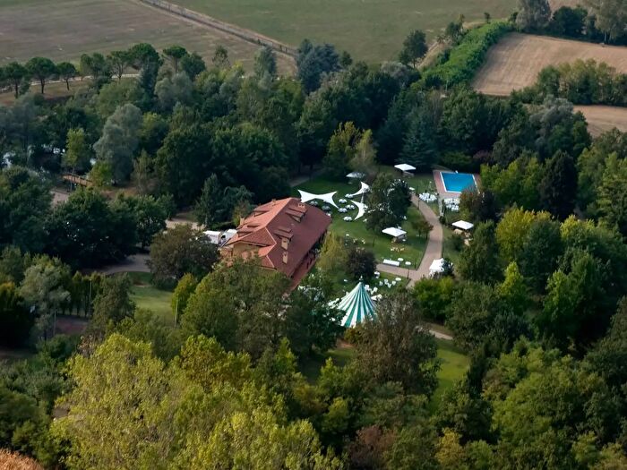 Casa con 5 locali in vendita in Strada Menabò, Cellarengo