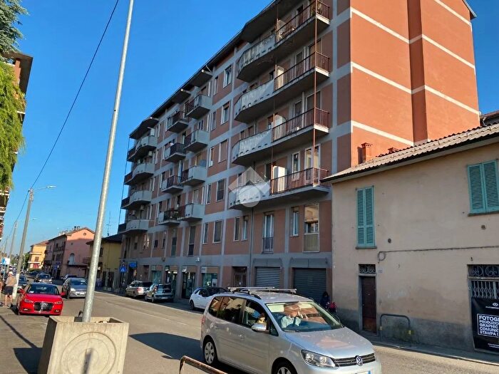 Appartamento trilocale in vendita in Via San Pietro in Verzolo, Pavia
