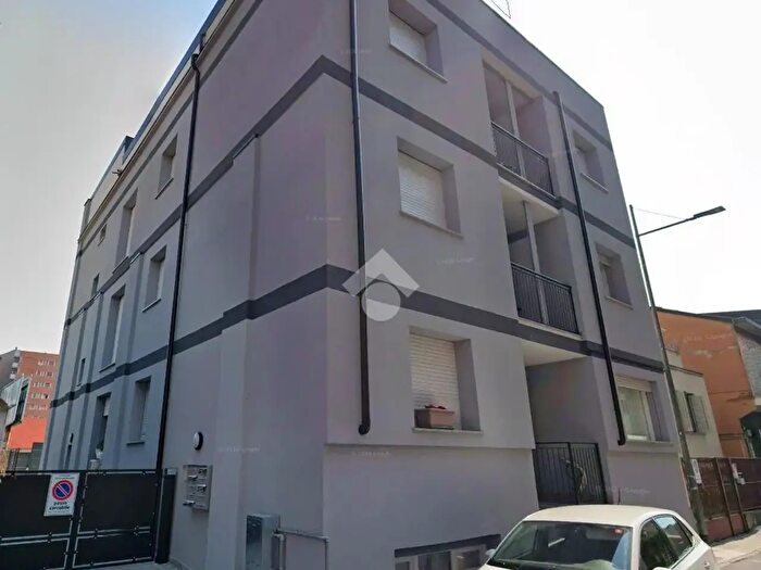 Appartamento trilocale in vendita in Via Adige, San Donato Milanese