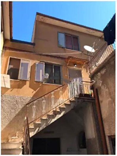 Appartamento quadrilocale in vendita in Via Gargano, Bagnoli Irpino