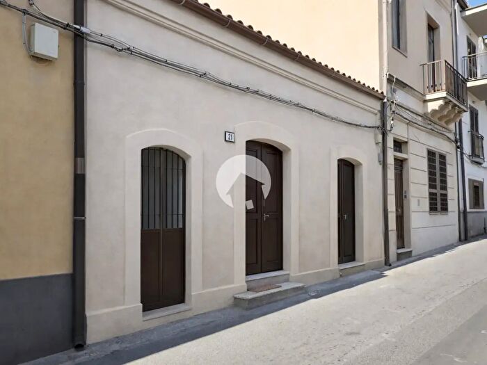 Casa con 5 locali in vendita in Forlanini a, Catania