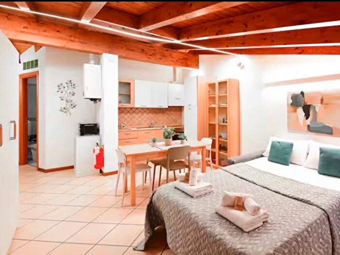 Appartamento monolocale in affitto in via santa croce, Brunella, Varese