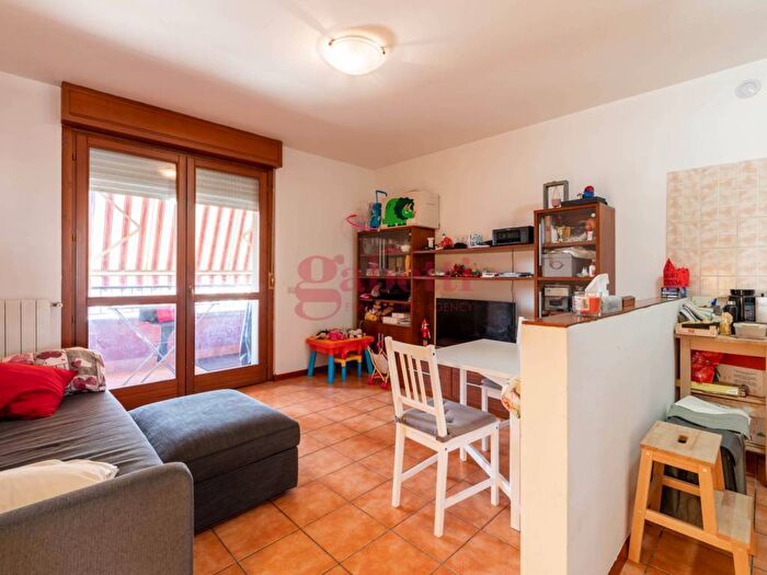 Appartamento bilocale in affitto in Via Filippo Baldinucci, Dergano, Milano