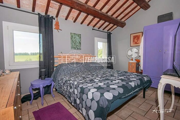 Casa con 5 locali in vendita in Via Pradespin, Lendinara