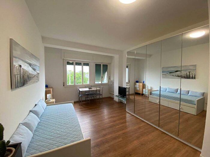 Appartamento monolocale in affitto in Largo dei Gelsomini, Giambellino, Milano