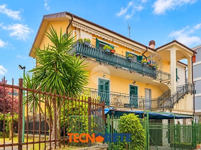 Appartamento con 5 locali in vendita in Via della Pianta, La Spezia