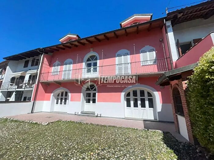 Casa in vendita in Via Carlo Botta, Castellamonte