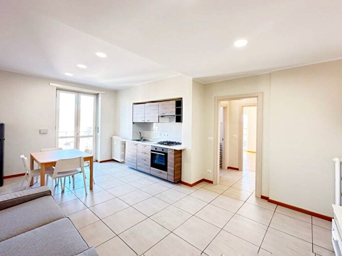 Appartamento bilocale in affitto in Piazza Bengasi, San Pietro, Moncalieri