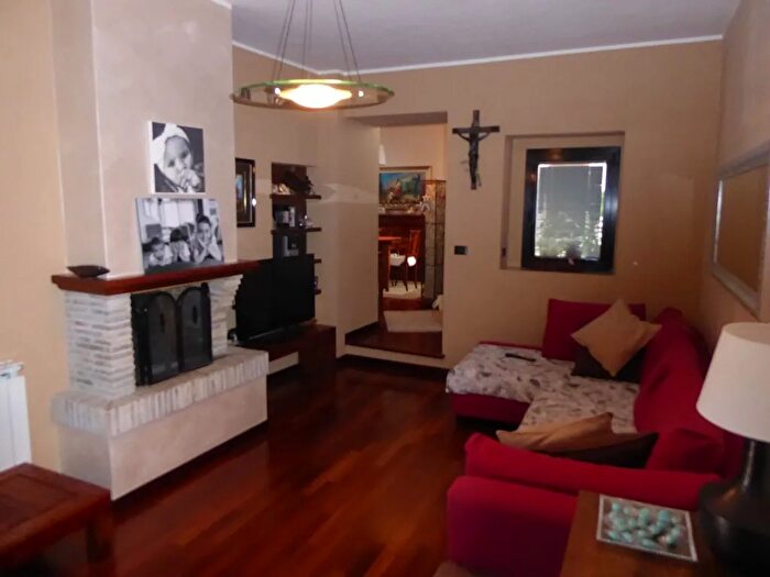 Appartamento in vendita in Colledimezzo