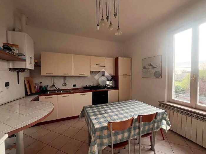 Appartamento trilocale in vendita in Via Emilia Parmense, Piacenza