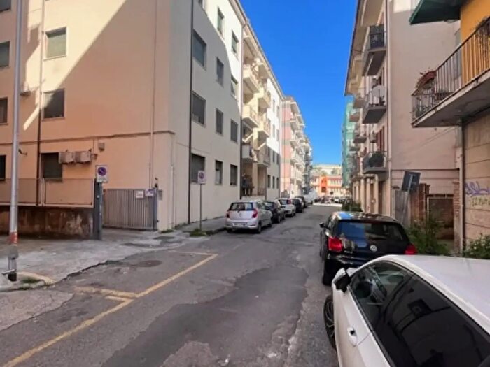 Appartamento quadrilocale in vendita in Via Domenico Frugiuele Snc, Cosenza