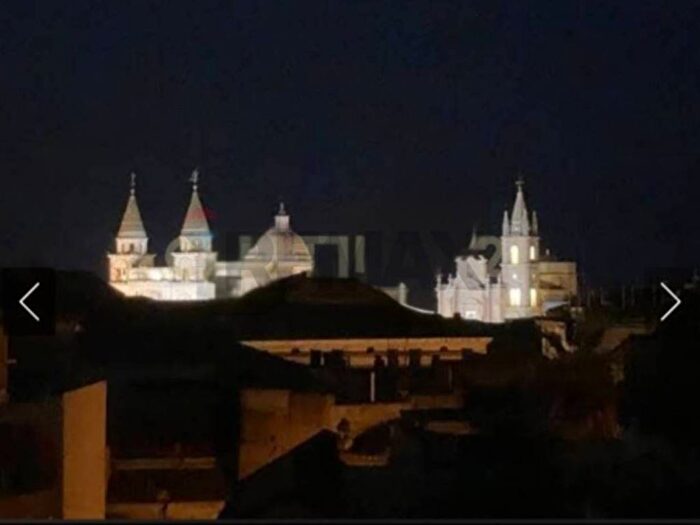 Appartamento bilocale in affitto in Via San Carlo, Centro Storico, Acireale