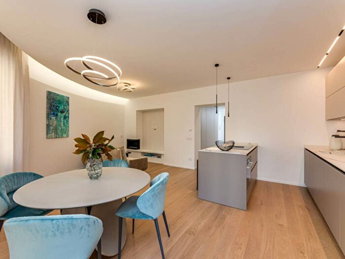 Appartamento trilocale in affitto in Via Feliciano Scarpellini, Euclide, Roma