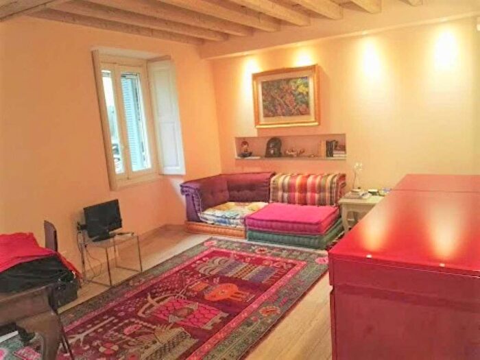 Appartamento bilocale in affitto in Corso di Porta Romana, Quadronno Crocetta, Milano