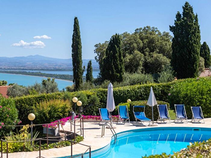 Appartamento quadrilocale in affitto in Via del Pianone Alto, Porto Santo Stefano, Monte Argentario