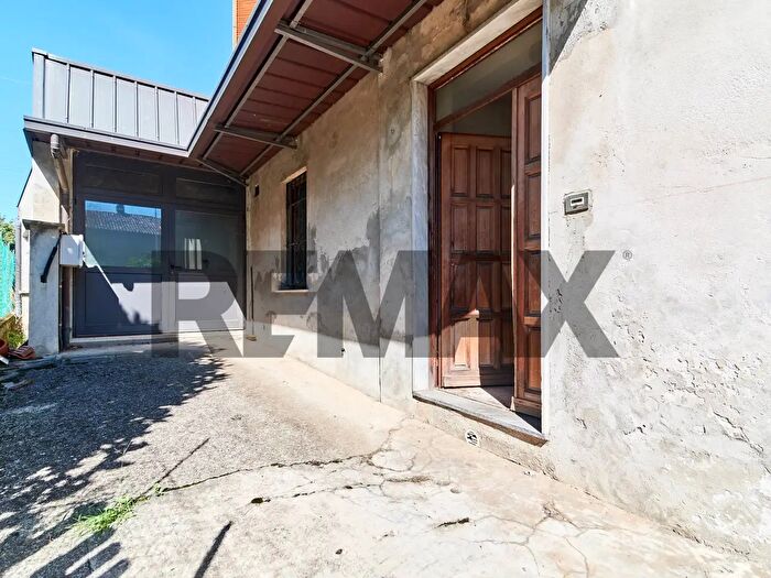 Appartamento bilocale in vendita in Via San Francesco d'Assisi, Calusco D'Adda