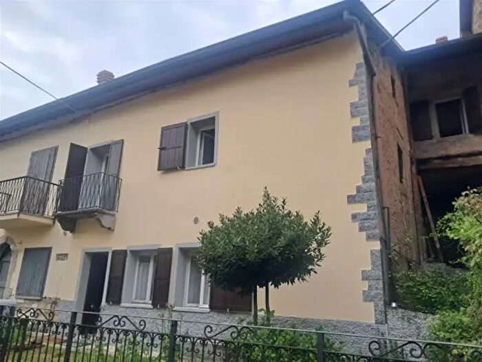 Casa con 6 locali in vendita in Via Vanini, Oltre Il Colle