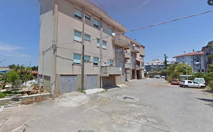 Appartamento con 5 locali in vendita in Viale Senatore Parodi Traversa, Vibo Valentia