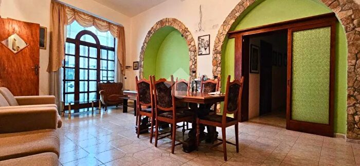 Appartamento con 5 locali in vendita in Vico Boncore, Nardo