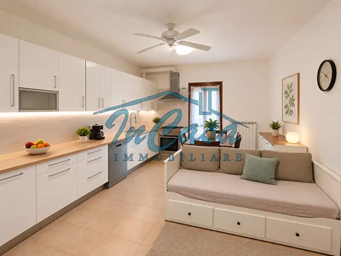 Appartamento trilocale in vendita in Via Cavin di Sala, Santa Maria Di Sala