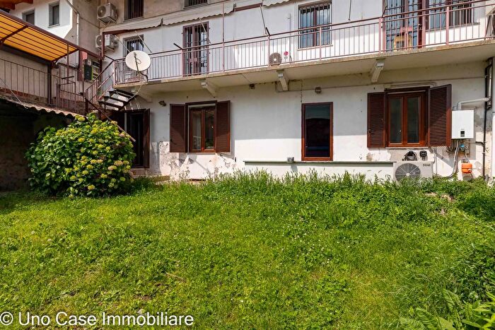 Appartamento trilocale in vendita in Piverone, Piverone