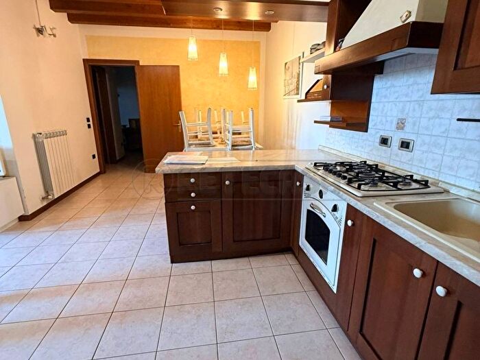 Appartamento quadrilocale in affitto in Via Don Eugenio Guiotto, Locara, San Bonifacio
