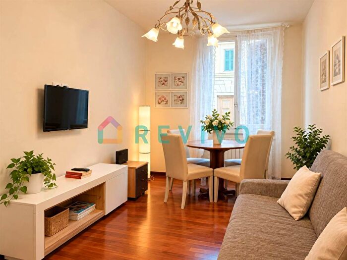 Appartamento con 6 locali in affitto in Borgo Ognissanti Il Prato, Firenze