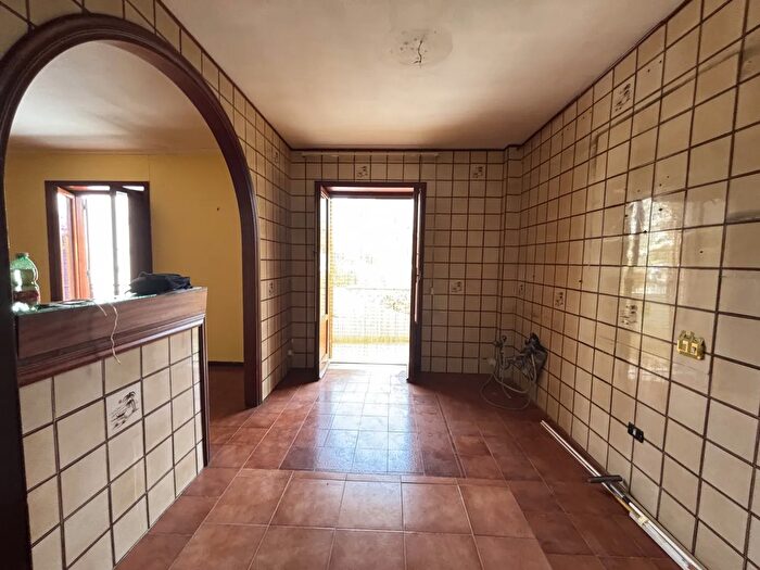 Appartamento quadrilocale in vendita in Via Alcide De Gasperi, Torre Del Greco