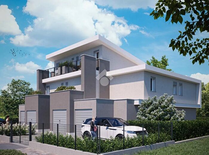 Casa quadrilocale in vendita in Via Alfeo Corassori, Carpi