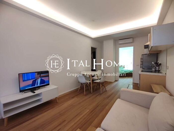 Appartamento bilocale in affitto in Via Della Martinella, Bisceglie, Milano