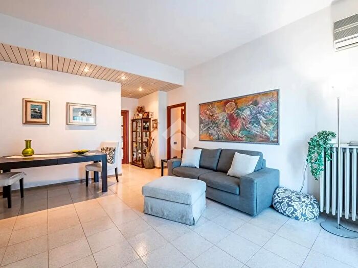 Appartamento quadrilocale in vendita in Via De Perfetti Ricasoli, Firenze