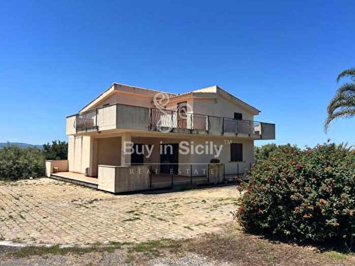 Casa con 6 locali in vendita in Via Paolo Borsellino, Augusta