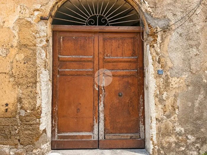 Appartamento con 5 locali in vendita in PZza dei Ss Quaranta Martiri alla Guilla, Palermo